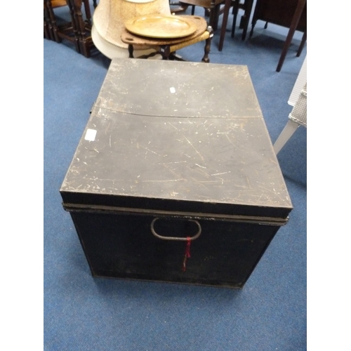 489 - Vintage toleware-style trunk with brass lock.