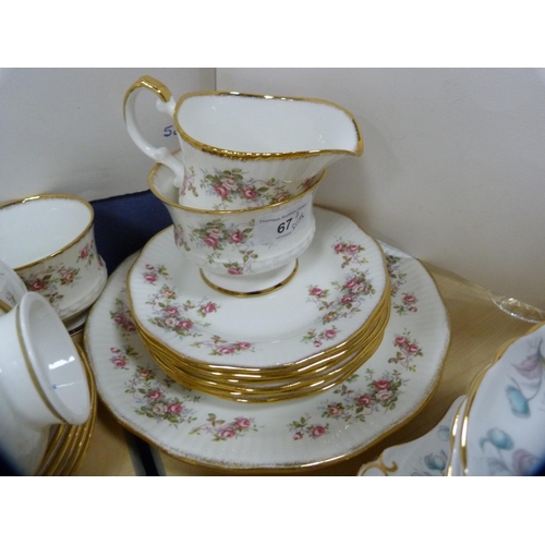 67 - Tuscan part tea set and an Elizabethan 'Rosamund' pattern part tea set.