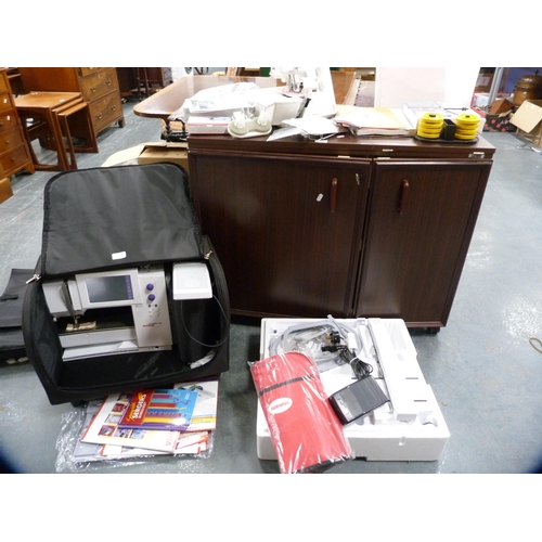 76 - Bernina Artista 200 sewing and embroidery machine with case and many spares and accessories, Bernina... 