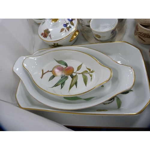 81A - Collection of Royal Worcester 'Evesham' wares to include vegetable dishes, ramekins, egg coddlers, p... 