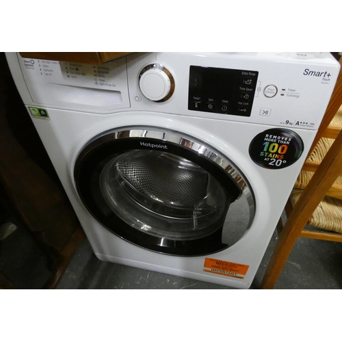 533 - Hotpoint Smart 9kg load washing machine.