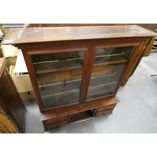 546 - Mahogany antique free standing glazed bookcase. 