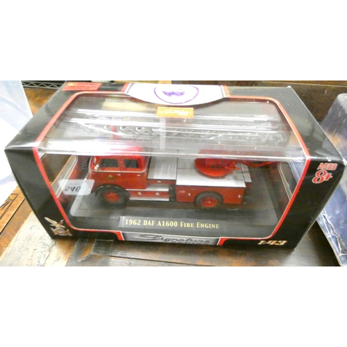 552 - Various die cast lorries including fire truck etc.