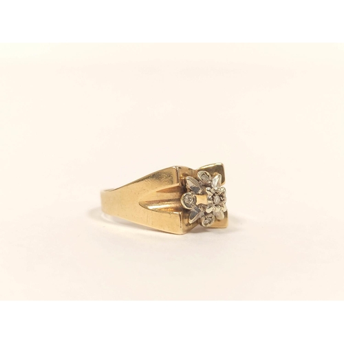 78 - Diamond cluster ring on broad split shank mount. 9ct gold. 3.7g Size 'N'