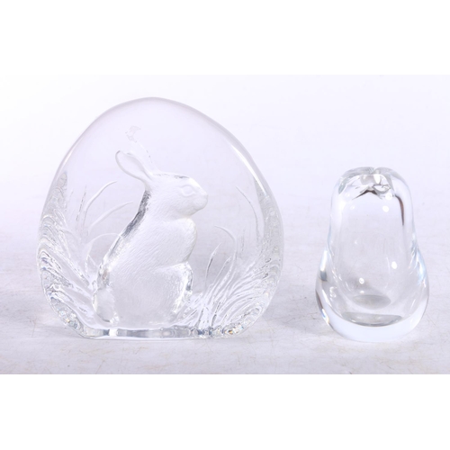 191 - Glass pear shape by Kosta Lindstrand 91856 and Mats Jonasson of Sweden frosted rabbit (2)