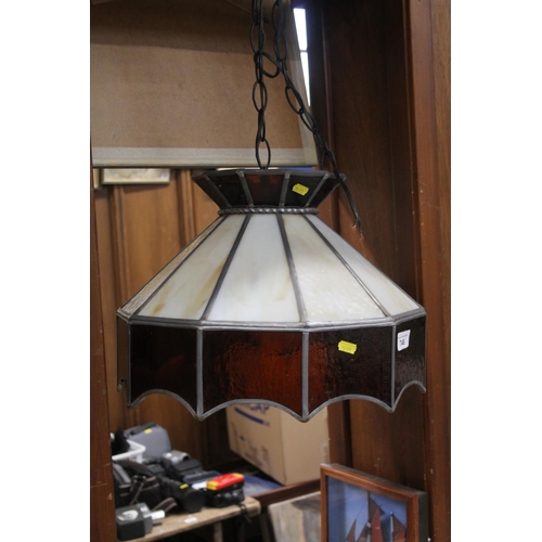 746 - Leaded glass pendant ceiling light, 41cm diameter.