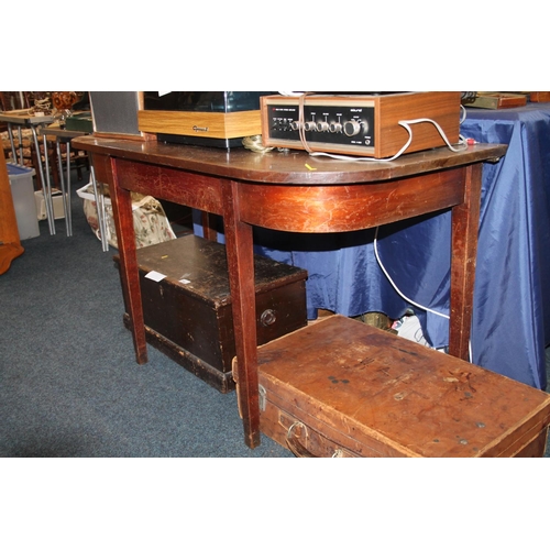 749 - Mahogany D end side table, 128cm wide.