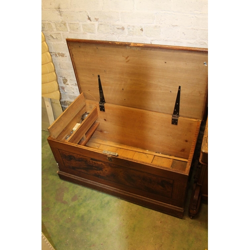 779 - Scumbled pine hinge top blanket box, 101cm wide.