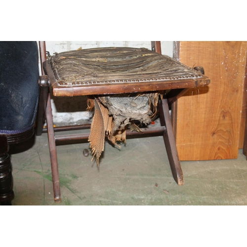 780 - Victorian mahogany folding chair.