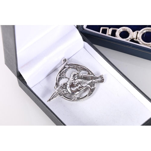 672 - Sterling silver bird pendant in Ortak box, an Elizabeth Duke wristwatch boxed and fused glass pendan... 