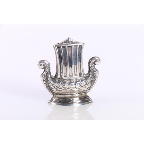 676 - Norwegian silver toothpick holder in the form of a longship by Aksel Holmsen of Norway, 9g.