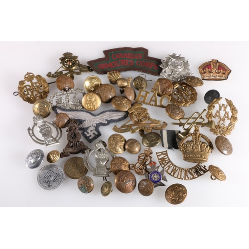 688B - Militaria cap badge and buttons including RAFC, Royal Armoured Corps, WAAC, Royal Warwickshire shoul... 