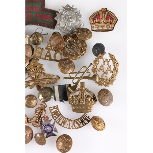 688B - Militaria cap badge and buttons including RAFC, Royal Armoured Corps, WAAC, Royal Warwickshire shoul... 