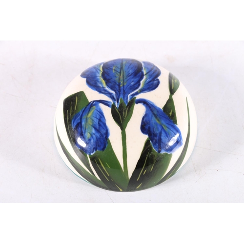 419 - Five Griselda Hill Wemyss pottery tiles of fruit design, 10cm x 10cm and a floral pattern ginger jar... 