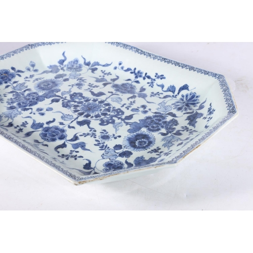 462 - Chinese style blue and white octagonal dish decorated with all-over chrysanthemum and floral design,... 