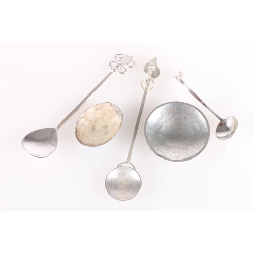 94 - Four contemporary silver spoons by Rita Ferguson, 45g and other spoons unmarked, 84g. Rita Ferguson ... 