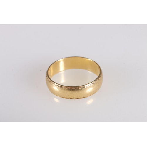 106 - 18ct gold wedding band with beaded edge, maker marks 'B Bros', ring size S, 5.6g.