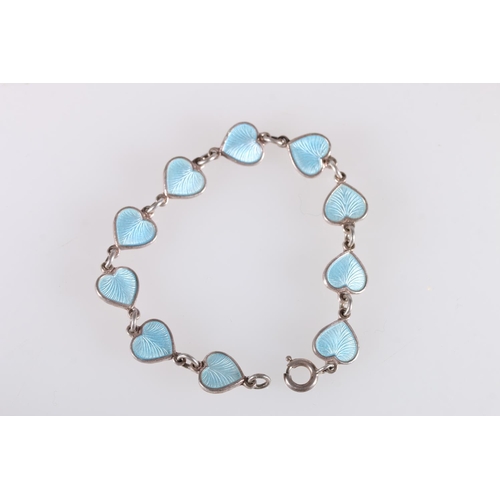 130 - Volmer Bahner of Denmark, a Danish silver and enamel heart link bracelet, 8g gross.