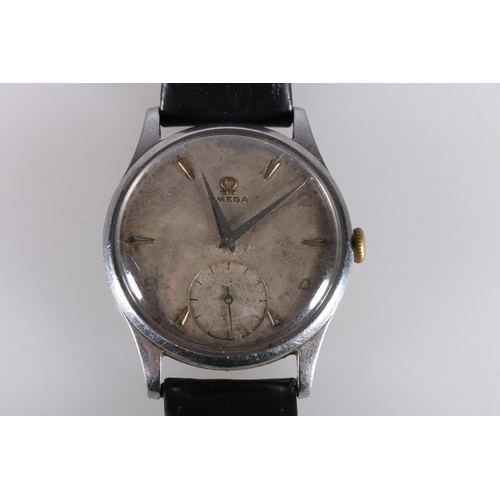 132 - Gents Omega wristwatch with 15 jewel 265 calibre movement #12082581, stainless steel case on black l... 