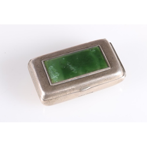 90 - New Zealand white metal hinged topped vesta case box, the lid inset with rectangular green Pounamu s... 