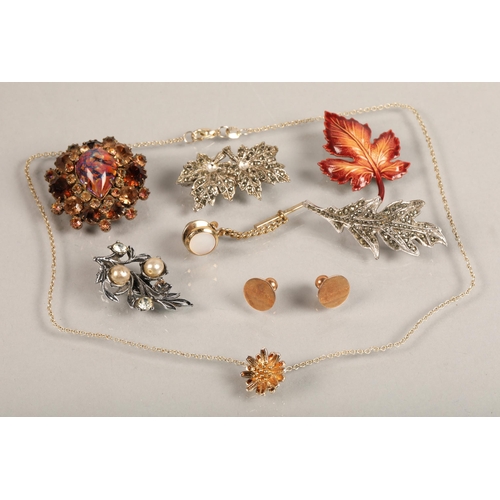 75 - Assorted gem set brooches, silver necklace, etc