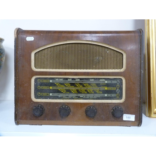 100 - Rolland vintage radio, model 445.