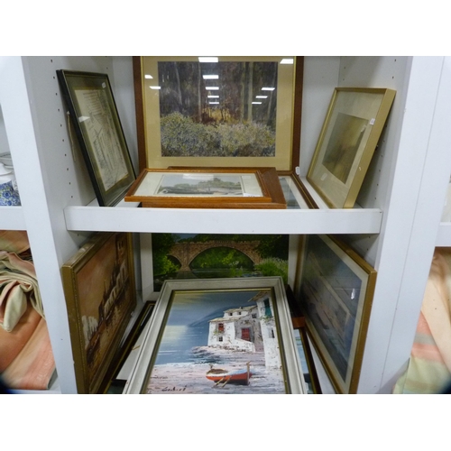 122 - Large quantity of various framed prints and pictures to include bridges, Paris etc (two shelves).