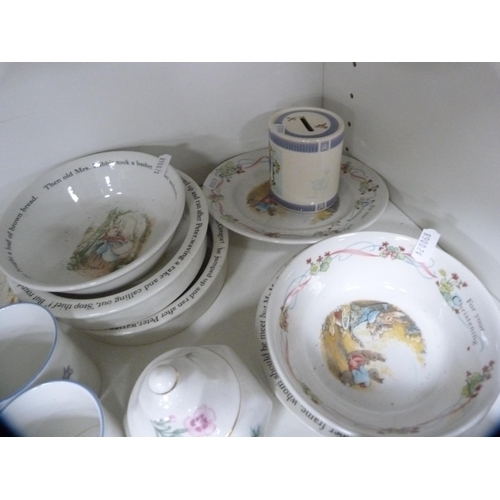 124 - Pair of Royal Doulton ashtrays, 'The Masters', Royal Doulton figure, 'Daydreamer', a Coalport figure... 