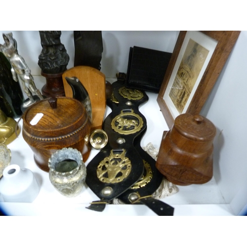 129 - Horse brasses, metalware, antique-type bottles, oak tankard etc (one shelf).