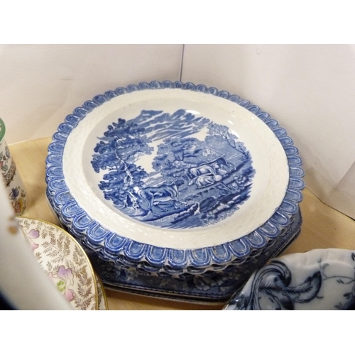 19 - Assorted teawares to include Plant Tuscan coffee set, blue and white ware, Caithness paperweight and... 