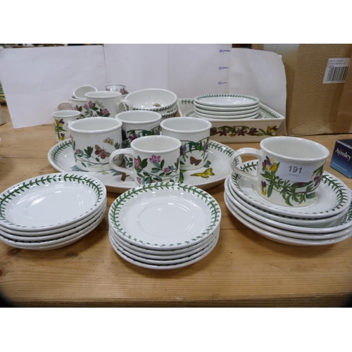 191 - Collection of Portmeirion 'Botanic Garden' tablewares to include bowls, cups, serving dishes etc.