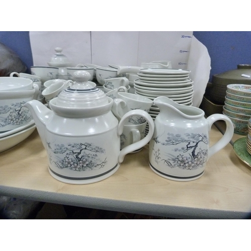 33 - Royal Doulton 'Asian Dawn' part service.