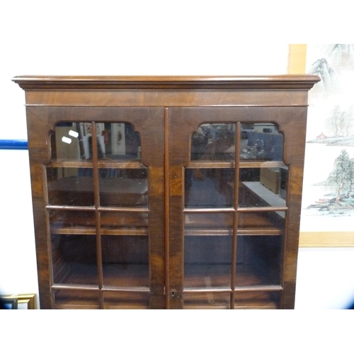 403 - Vintage two-door bookcase.