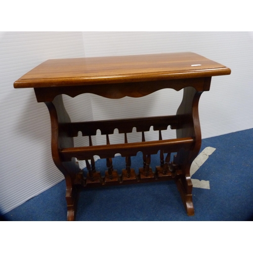 410 - Modern magazine rack and a vintage tea trolley.  (2)