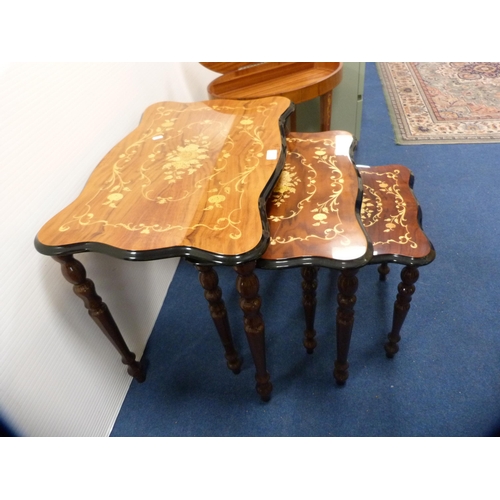 424 - Italian-style modern nest of three tables and a similar Italian-style musical occasional table.