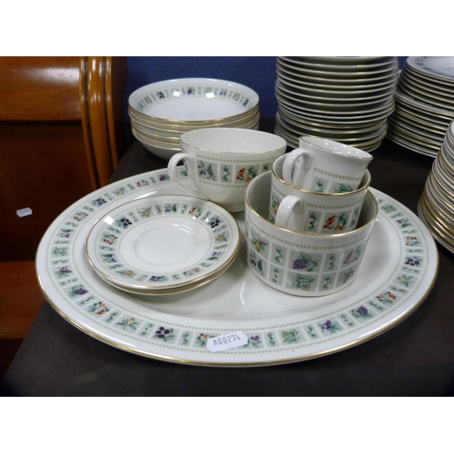 5 - Royal Doulton 'Tapestry' pattern dinner and tea service.