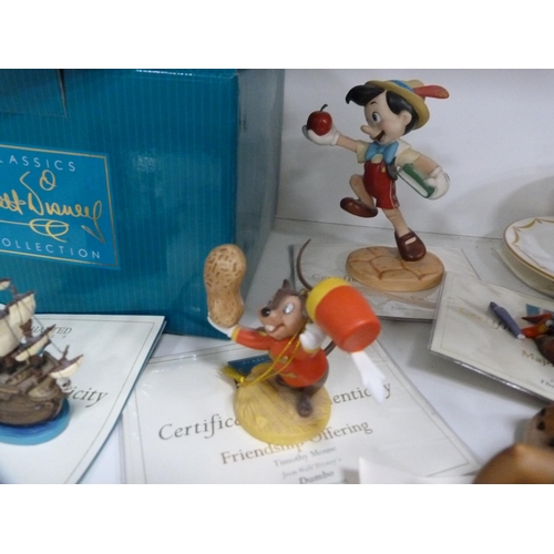 82 - Collection of Walt Disney collectables to include Beauty and the Beast, Sticky Situation Pluto, Lady... 