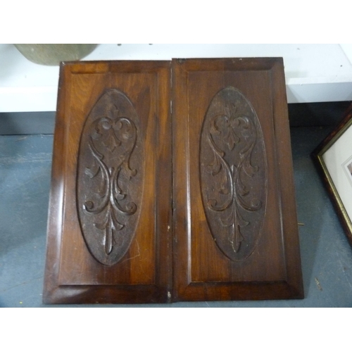 89 - Three graduated plant pots and a pair of carved wooden panels (one shelf).