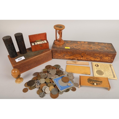 258 - Assorted treen including boxed set of miniature dominoes, a pokerwork box containing various coinage... 