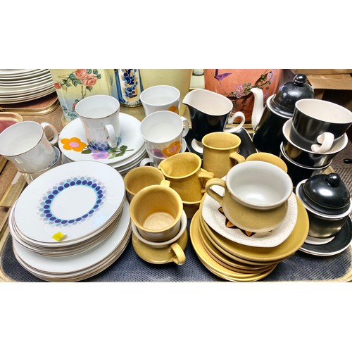 347 - Assorted mid century coffee sets including Hostess 'Dolly Days' and 'Blue Mink', Carlton Ware includ... 