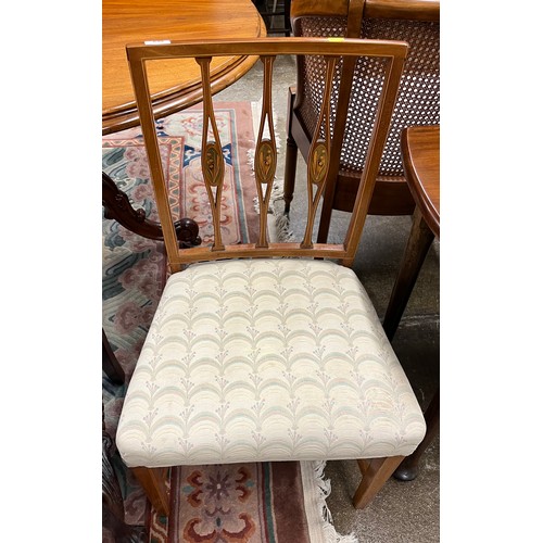 649 - Vintage bedroom chair