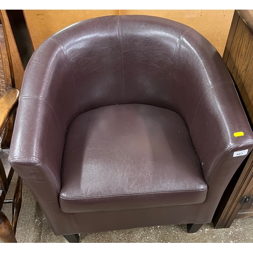 663 - Contemporary leatherette tub chair