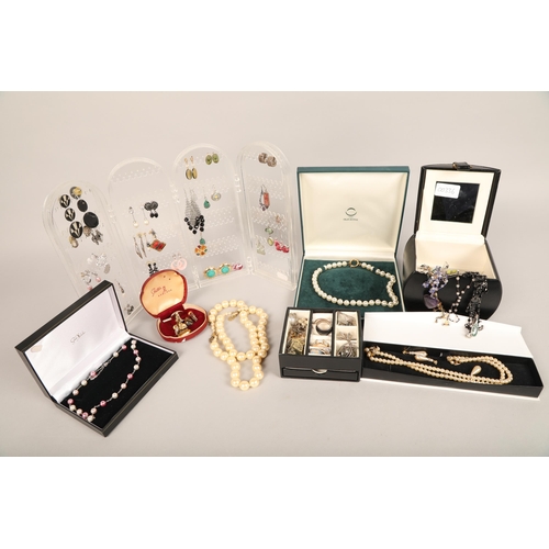 357 - Assortment of costume jewellery, some silver