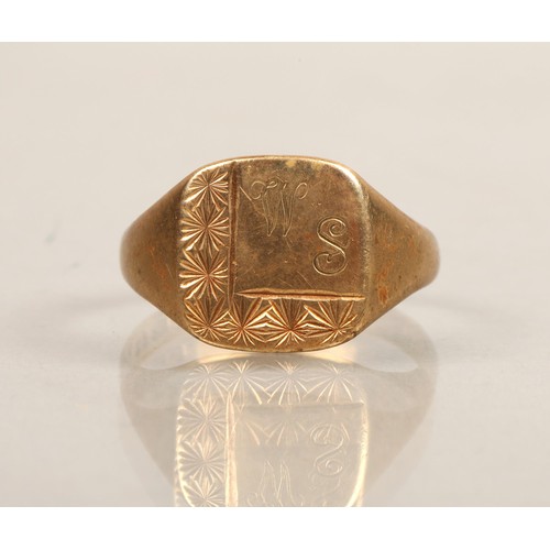 140 - 9ct gold signet ring