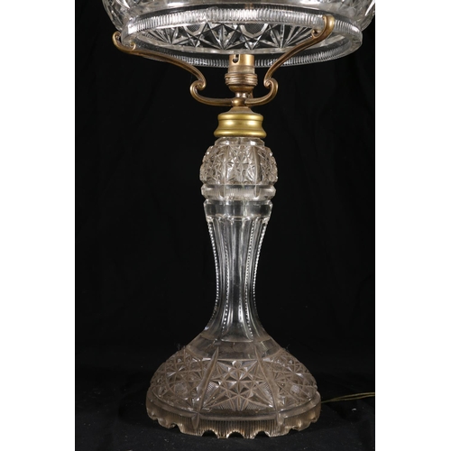 400 - Large cut crystal table lamp with metal mounts, 50cm tall. 