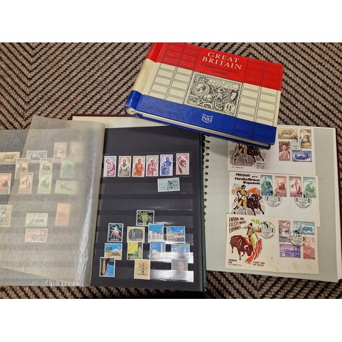 384 - Box of used world stamp albums