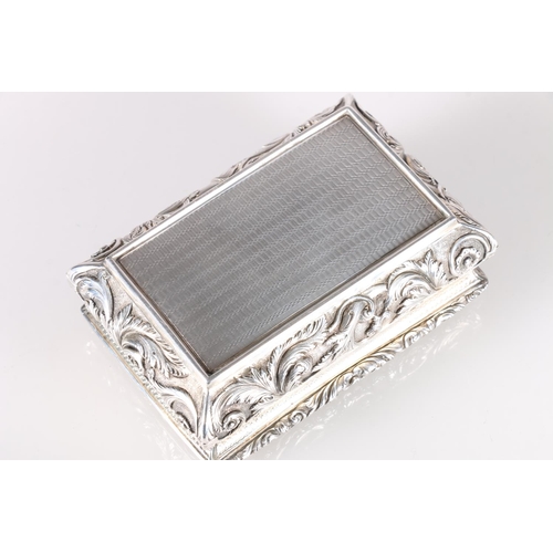 43 - William IV antique parcel gilt silver table snuff box of heavy gauge and large proportions, cushione... 