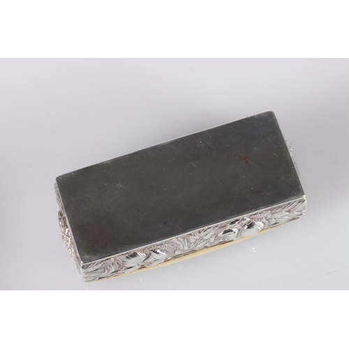 48 - Continental silver hunting snuff box of rectangular shape, the carved horn cover decorated with stag... 