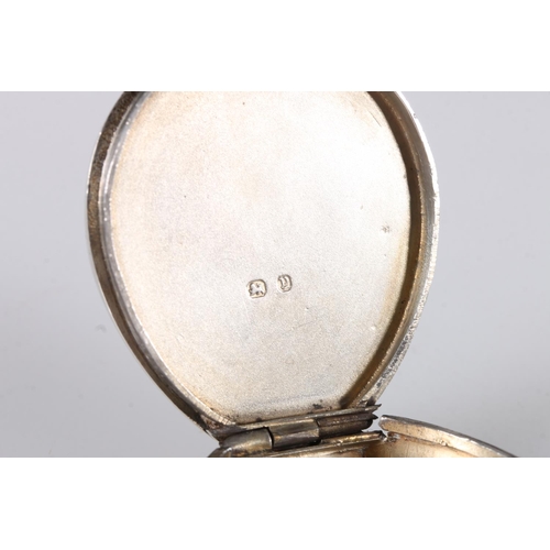 55 - Victorian antique silver pocket snuff box in the form of a horseshoe, the engraved decoration simula... 