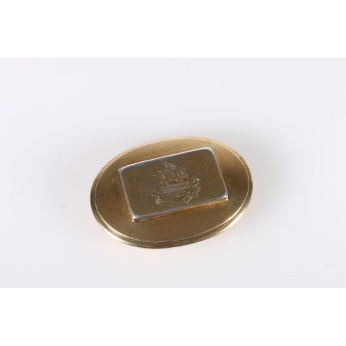 58 - Georgian antique silver gilt snuff box of oval shape, the rectangular hinged cover with 'Spectemur A... 